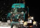 Tirol: Auffangen von Treibstoff nach Lkw-Unfall