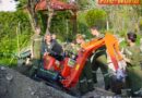 Nö: Bergung eines umgekippten Minibaggers