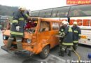 Oö: Person nach Unfall eingeklemmt