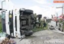 Oö: 12 Verletzte bei schwerem Unfall mit Schulbus und Lkw in Eferding