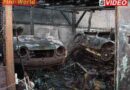 Nö: Grossau, 2 Oldtimer abgebrannt,  Wirtschaftgebäude gerettet