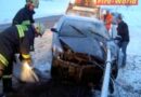 Oö: Unfall im Schnee – Fahrzeug gegen Brückengeländer