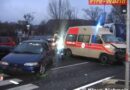 Oö: Rotkreuz-Einsatzfahrzeug kollidierte in Vöcklabruck mit Pkw
