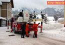 Oö: Unermüdlicher Feuerwehreinsatz auf den Dächern