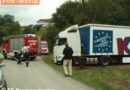 Oö: Bergung eines hängenden Sattelschleppers in Kremsmünster