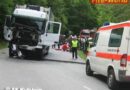 Tirol: Pkw stieß gegen Lkw – Zwei Jugendliche eingeklemmt