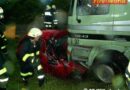 Nö: Ein Toter bei Frontalkollision Pkw – Lkw in Wilhelmsburg