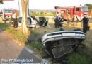 Nö: B21a – Pkw krachte gegen Baum – Vier Bergegeräte im Einsatz