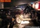 Oö: Unfall mit eingeklemmter Person auf der Vöcklataler Landesstraße