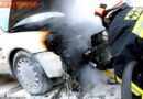 Oö: Fahrzeugbrand durch schnelle Löschhilfe verhindert