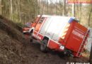 Oö: Einsatzfahrzeug bei Suchaktion in Ohlsdorf beinahe abgestürzt