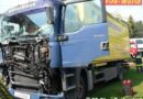 Nö: Zug rammte Lkw in Weinburg – Lok aus dem Gleis gesprungen