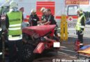 Nö: Personenrettung bei Verkehrsunfall in Wiener Neustadt