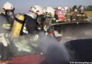Nö: Brand eines Oldtimers (Jaguar 1966) in Kirchberg am Wagram