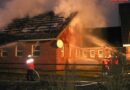 Deutschland: Scheune durch Brand erheblich beschädigt – 2 Pferde gerettet