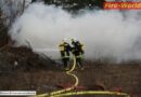 Nö: Brand von abgelagertem Grünschnitt in Maria Enzersdorf