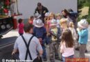 Nö: Heiße Tage für die Kinder des Kindergarten Payerbach mit der Feuerwehr
