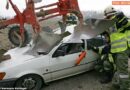 Oö: Alkovener Feuerwehr übte Pkw-Aufprall an landw. Gerät