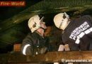 Oö: Vier-Stunden-Einsatz durch Dachstuhlbrand in Peuerbach