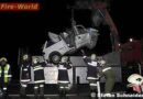 Nö: Pkw kam von der Fahrban ab und prallte gegen Baum