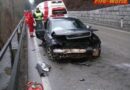 Oö: Mit Auto bei Hartkirchen gegen Stützmauer geprallt