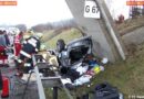 Ktn: Pkw gegen Brückenpfeiler katapultiert -> Frau auf A2 getötet