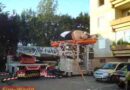 Nö: 250 kg schwere Person über Drehleiter aus Wohnung gehievt
