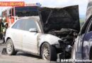Nö: Unfallwracks in Flammen > Insassen retten sich in letzter Sekunde
