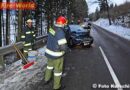 Oö: Pkw prallte gegen Leitschiene