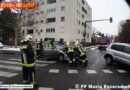 Nö: Pkw stossen im Kreuzungsbereich zusammen