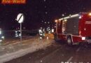 Nö: Fahrzeug kommt im Kreisverkehr von der Straße ab