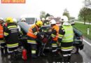Nö: Pkw prallt auf regennasser Fahrbahn gegen Kleintransporter