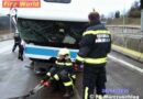 Stmk: Lkw prallt gegen Tunnelpuffer und schlittert in den Tunnel
