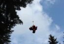 T: Traktorabsturz im steilen Gelände -> Lenker eingeklemmt