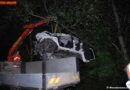 Nö: Pkw prallte gegen einen Baum -> Zwei Insassen getötet