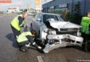 Nö: Frontalzusammenstoß zweier Pkw auf der B17