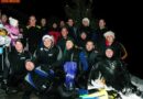 Oö: Eisiges Christbaumschwimmen im Inn