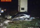 Oö: Pkw landet nach Überschlag im Straßengraben