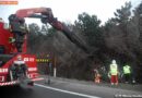 Nö: Pkw kommt auf der Autobahnauffahrt von der Straße ab