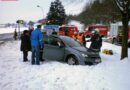 Oö: Fahrzeuglenker nach Unfall aus Wrack gerettet