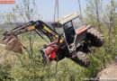Nö: Traktor stürzt über steile Böschung in die Erlauf