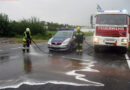 Nö: Pkw und Lkw kollidieren -> Straßenreinigung durch die Feuerwehr