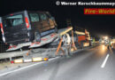 Oö: Pkw touchierte auf der B 1 bei Enns einen Autotransporter