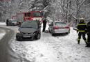 Stmk: Schwerer Unfall mit zwei Pkw im dichten Schneetreiben