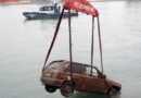 Nö: Pkw mit Feuerwehrkran und Taucher aus Donau geborgen
