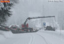 Tirol: Schneelasteinsatz der FF St. Johann auf der Loferer Bundesstraße