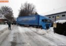Oö: Sattelzug rutschte von der Fahrbahn