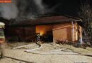 Nö: 100 Einsatzkräfte bekämpfen einen Dachstuhlbrand