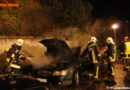 Nö: Flammenübergriff bei Pkw-Vollbrand erfolgreich verhindert