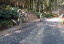 Nö: Dachstuhl durch Sturm auf die Straße geweht